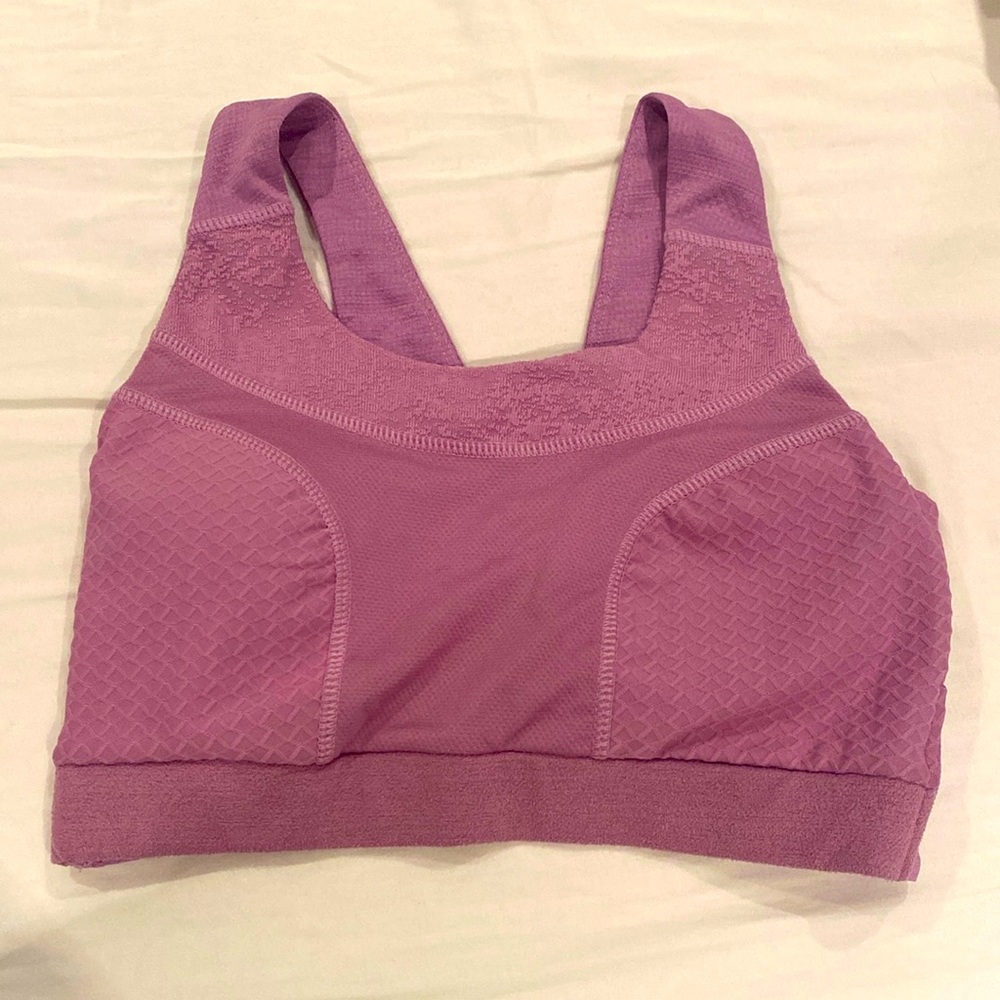 Gym shark sports bra